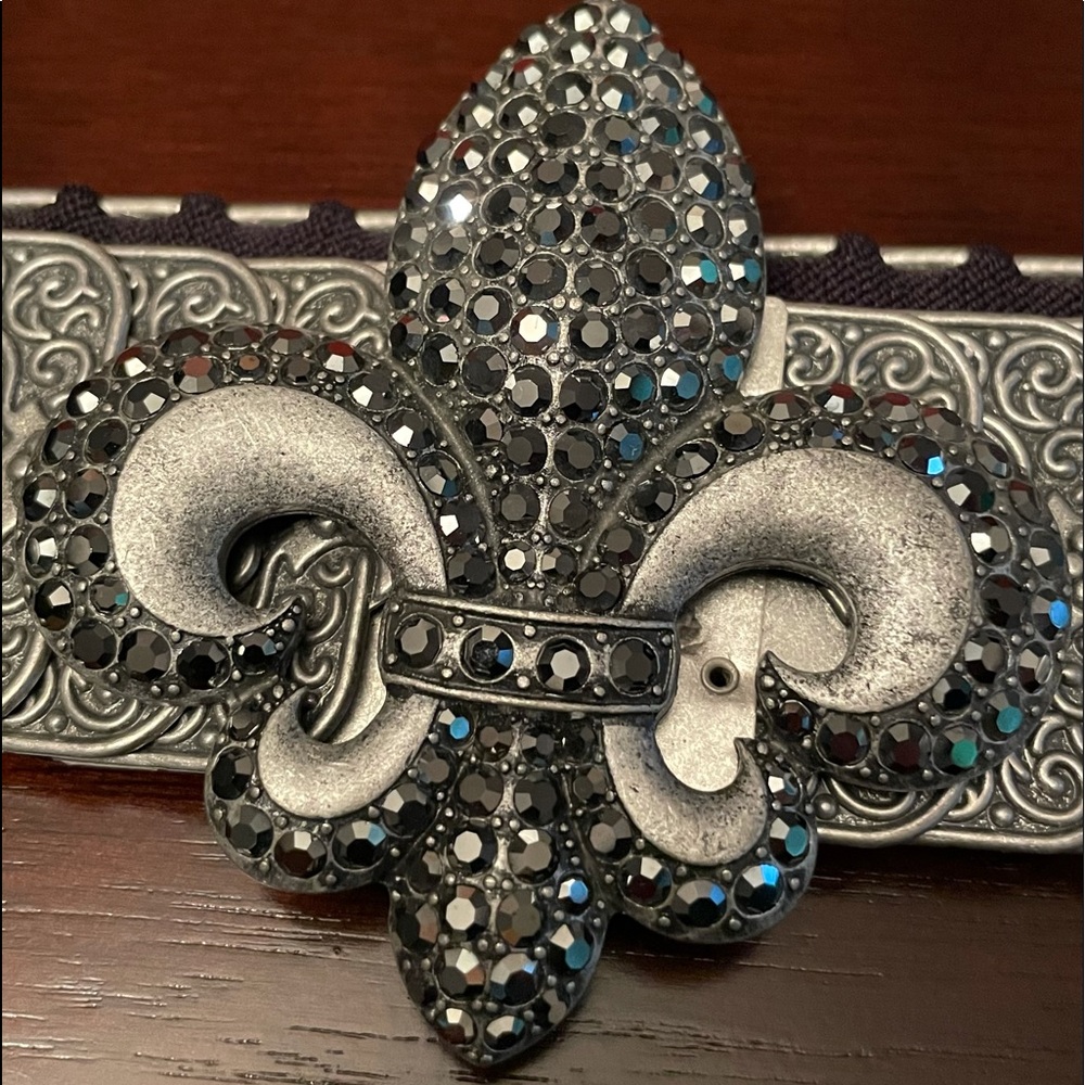 Fleur de Lis Belt with Metal Plating Unique
